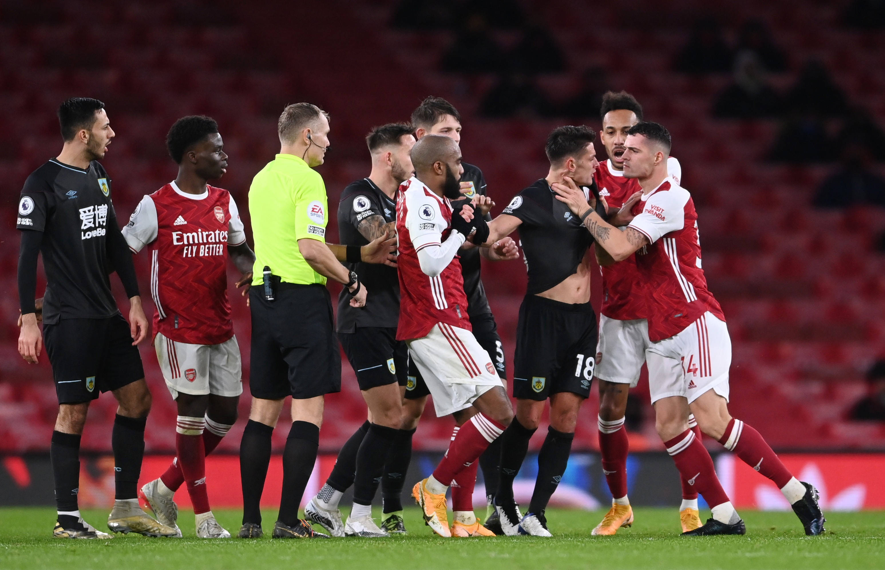 还是中后场 还是中后场